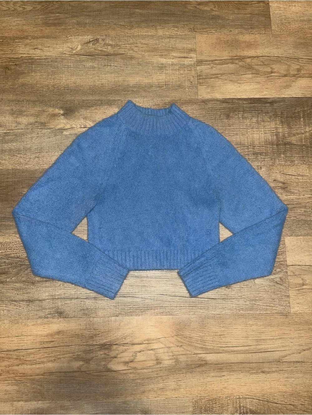 Urban Outfitters Blue Mock Neck Cropped Women’s Sweater size S